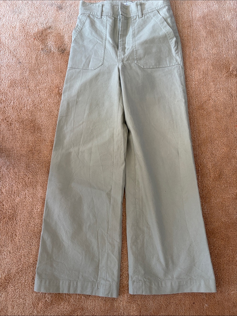 & Other Stories Straight-Leg Pants in Light Sage